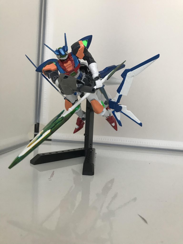 アームドバスター装備。サイコガンモチーフですね。