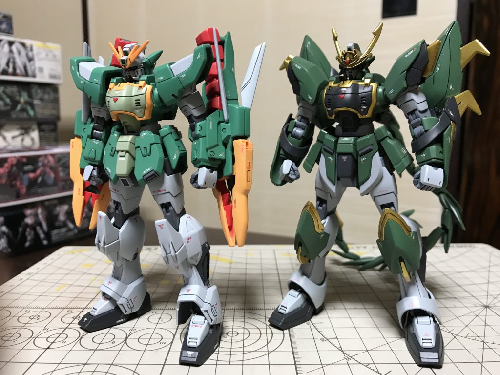 前に作った似た者アルトロンと並べてみたり。
ジエンアルトロンは作りやすいキットなので、皆さんにも作って欲しいなぁ。