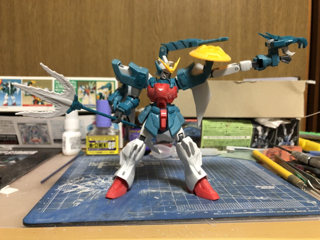 シールドを可動式にして、ドラゴンハングの展開に干渉しないようにしました。