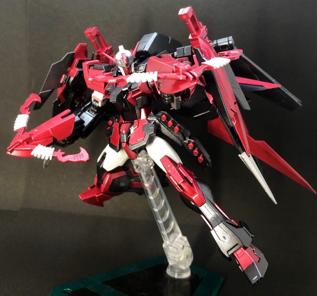 武装2
ビームボウガン
腕部の装甲とビームピストルを合体させて使う武装
そんな不完全聖遺物みたいに腕の装甲がそのまま武器になるのとか不可能だから
主に中距離、複数の敵に使用