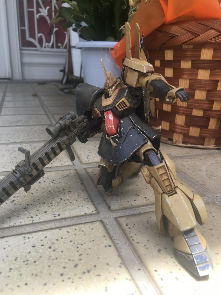 令和一発目って事で作成しました。
今回は初めてシリコーンバリアーを使ってのチッピングに挑戦しました。
剥がしの加減が難しかったです。