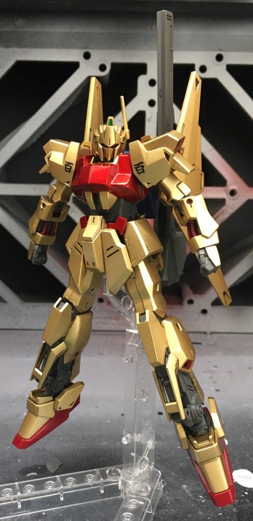 当時は下地の処理なんて考えずに塗った物だからゲート跡がひどい…。