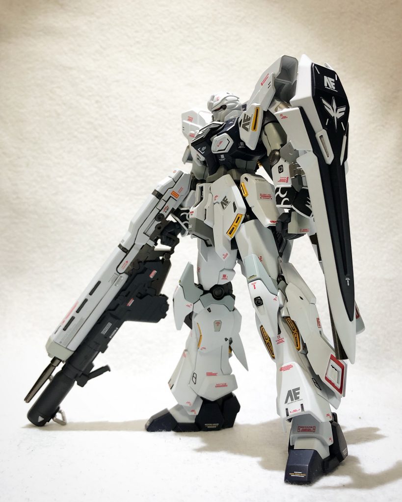 HG 1/144 シナンジュスタイン ナラティブVer.–2枚目/制作者：aki_modeling_ig