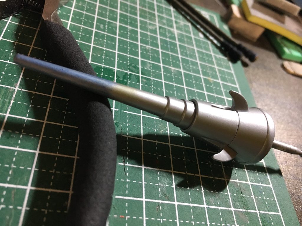 電磁スピアのチタン焼けをウェザリングマスターDで表現