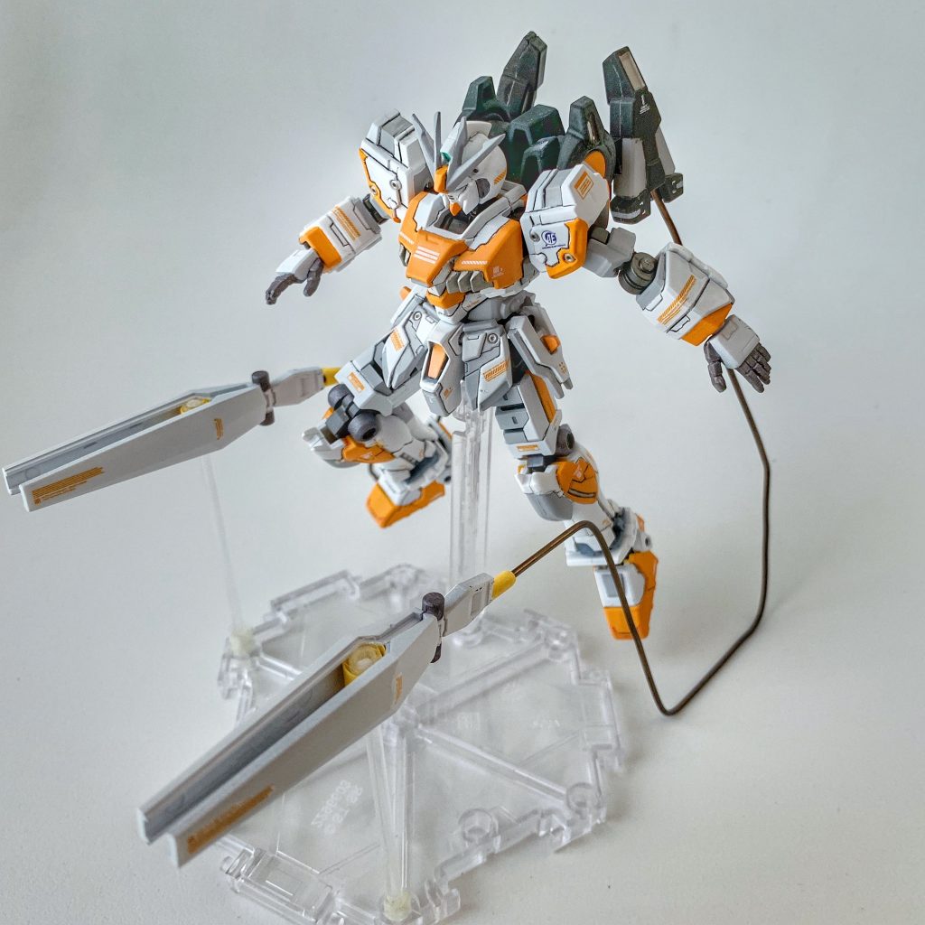 左斜め45度から。