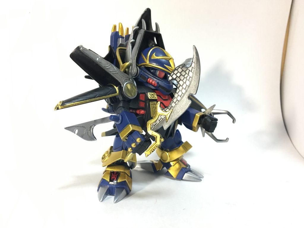 サイド 武器は少しグラデーションかけてます。