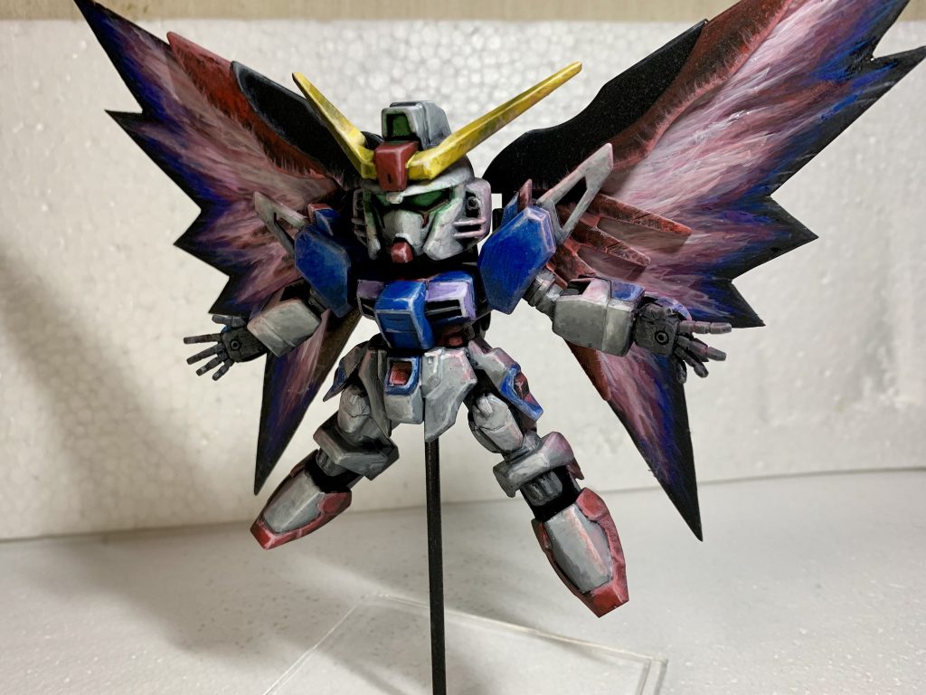 明るいところでフラッシュなしだとだとこんな感じです。
背中側はまともに塗ってないので写真は割愛します 🙇♂️