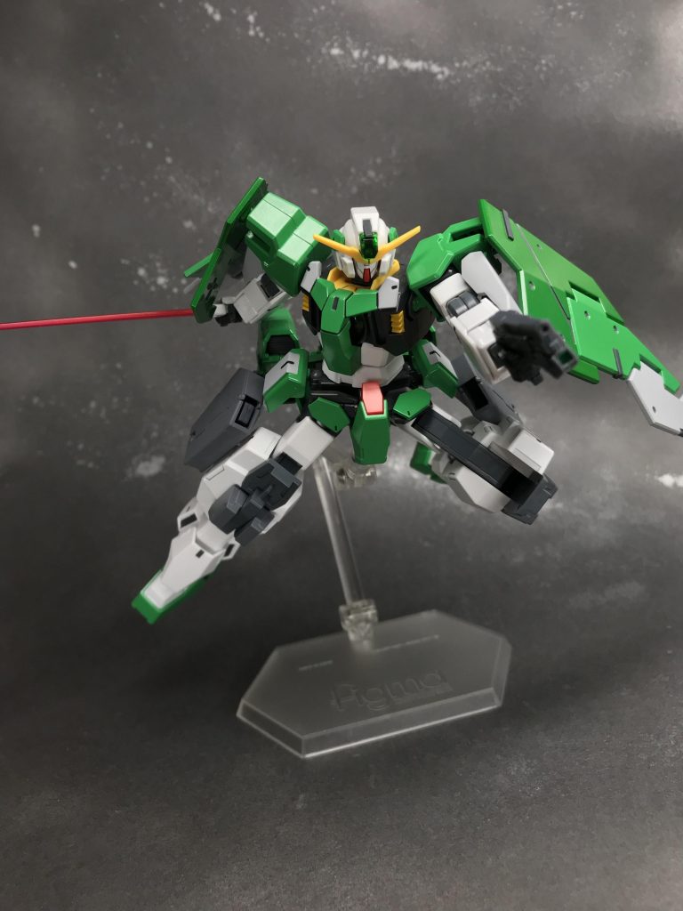 GNビームピストルとGNサーベル