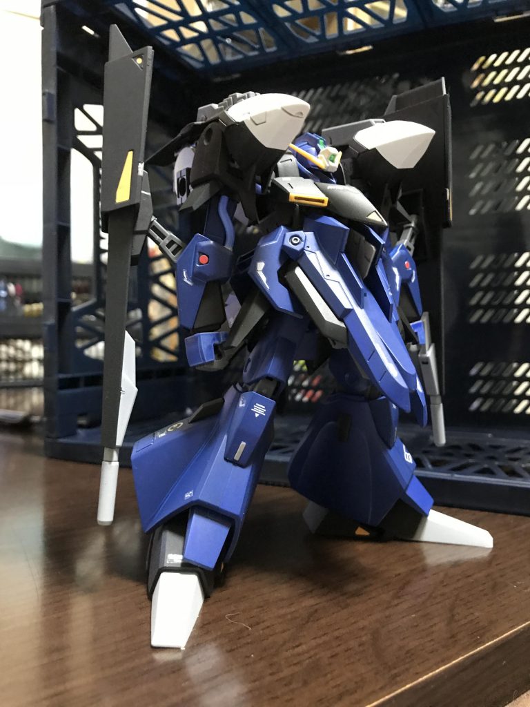 青いフライルーです。