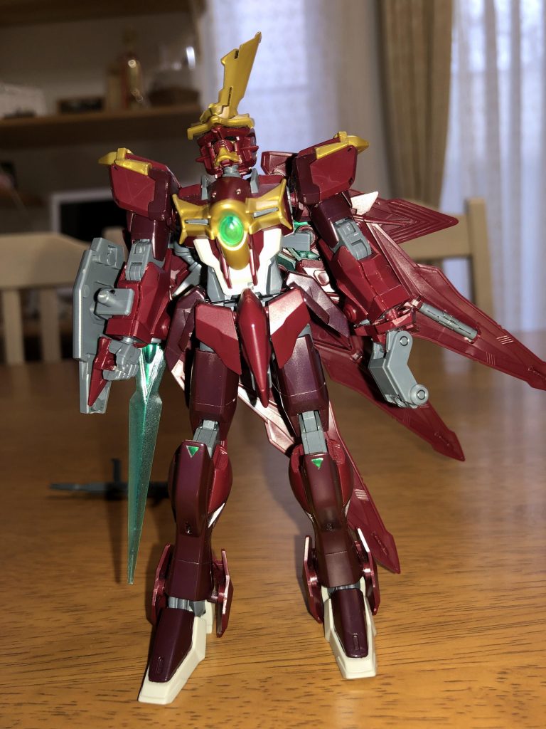 羽は背中にも付けられます。