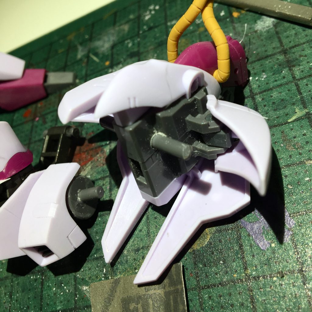 股関節。2mmくらい出してます。