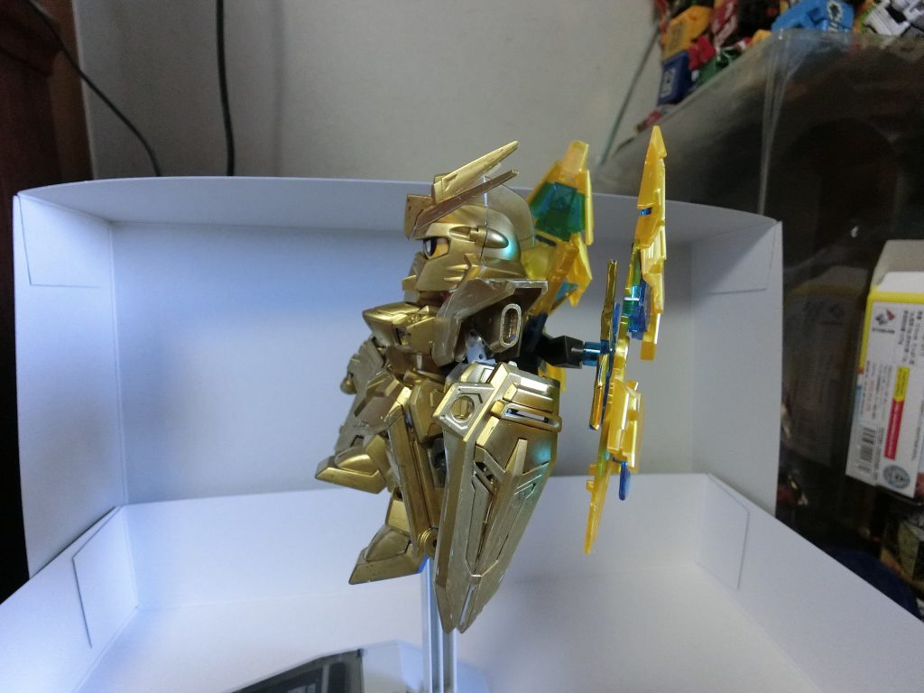 横から見るとこんな感じ。フェネクスのバックパックはあえて縫ってません。