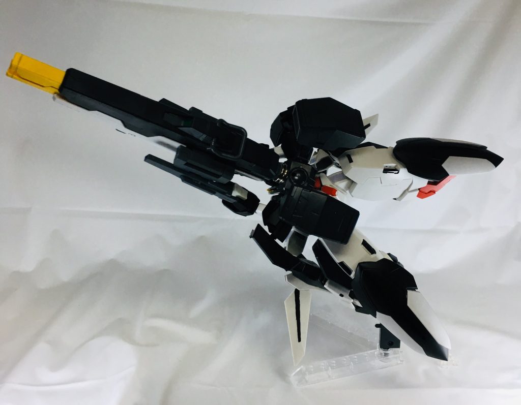 ちなみに最大の特徴は変形!
飛行形態になります!