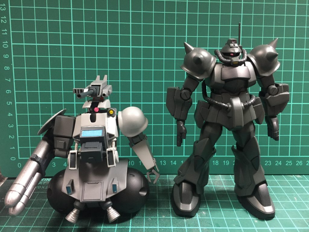 体格差に過去作の重装型グフを.チッチャァイ…( ˙꒳˙  )