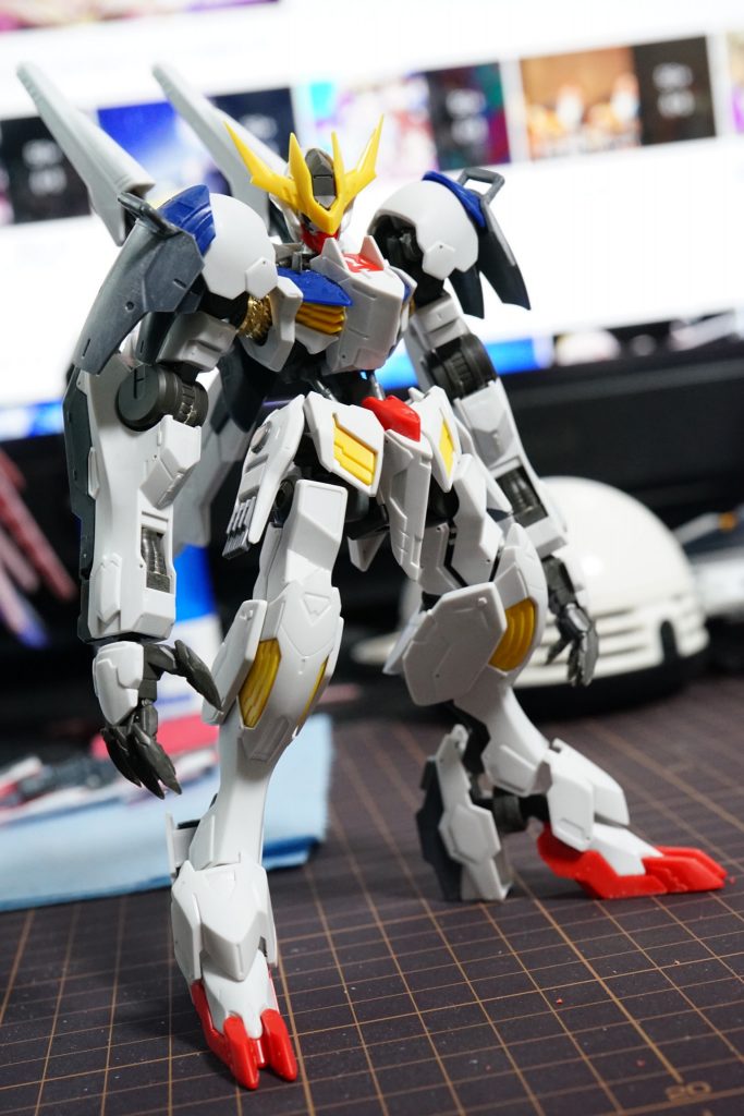 改造後です。首を1ミリ、肩幅を3ミリづつ、腰を5ミリ、股関節を3ミリづつ、足首を2ミリづつ
延長しています