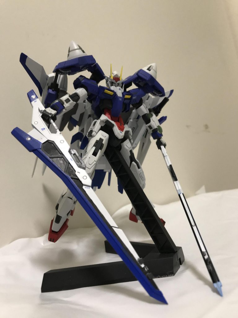 ザンライザーは筆塗りで仕上げました。
最初真っ白だったので結構きつかったですw