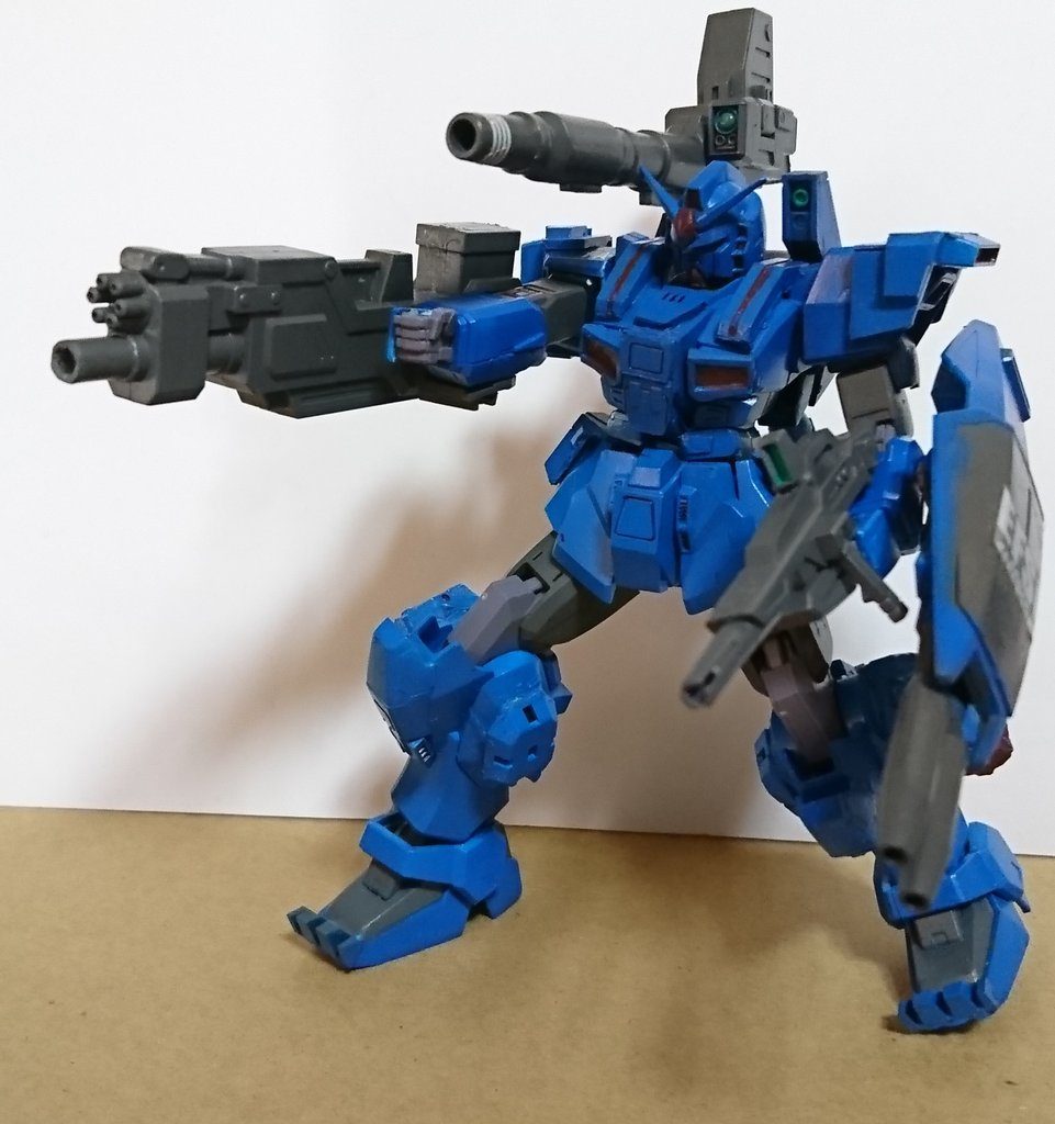 ビームキャノンとガトリングの複合ランチャー