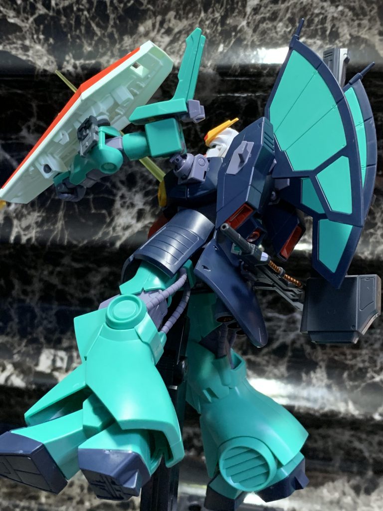 GM／GMから強奪したシールドを加えフル装備で締め。
スタイル良いんで、少ない時間でも簡単に組めてカッコ良くなるディジェ、おすすめですよッ‼︎