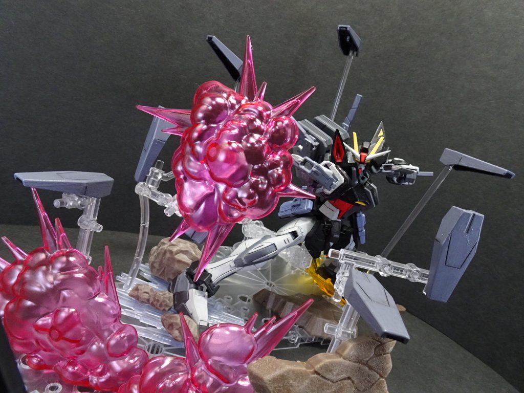 シールドビットは変わらず攻防一体。
ピストルの延長と考え、ピストルとビットは色を統一。
新しいアクションベースで
ビットの配置が捗る。