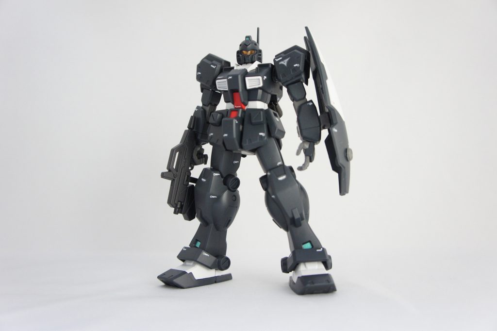 正面からシルエットシンプルですがこのポーズが一番映えます(^-^)カラーバランスも上手く取れたと思います