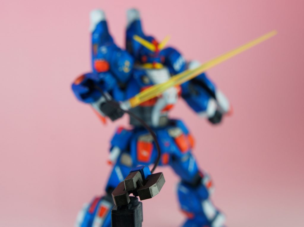 それにしてもこのアンカー、なぜジオン、連邦問わずつけたがるのか？❓