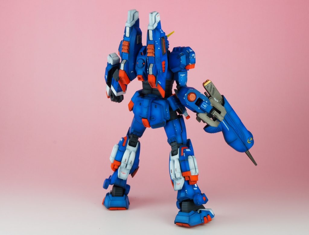 連邦の水中用MSはとても珍しいですよね。