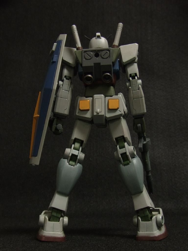 RX-78ガンダム–3枚目/制作者：PBJ