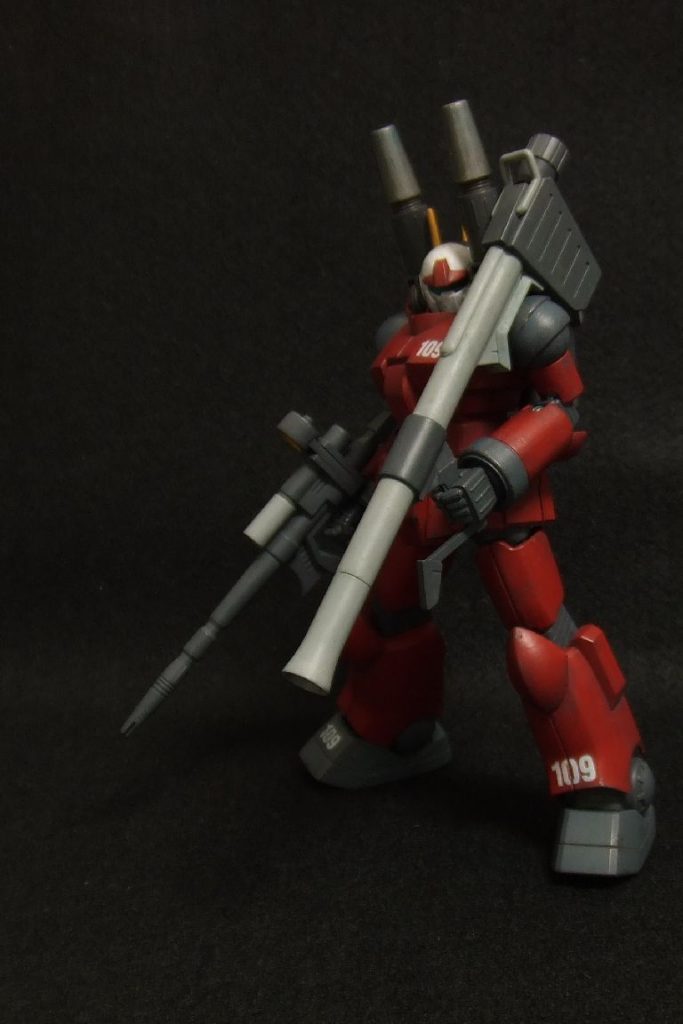 ハイパーバズーカは肩からツルンと落ちそうです