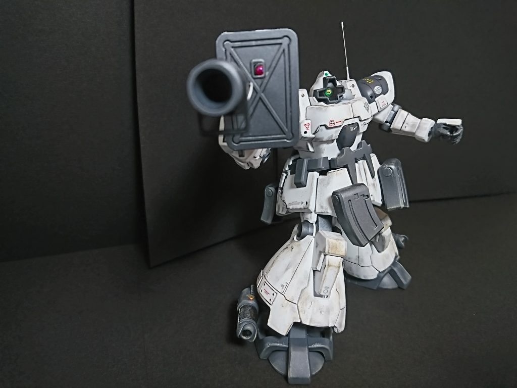 センサーはハイキューパーツのVCドームを使用。
メインカメラ、ラケーテン・バズと拡散ビーム部に使ってます。
バズのフォアシールドからチラリズムなセンサーは素敵です。