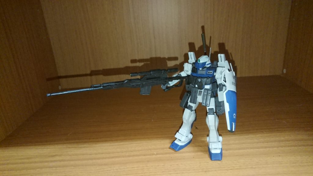 意外とこのライフルでも片手持ち出来たのに驚きましたね(笑)
まぁ、二年くらい前に作ったものですから基本的に無茶は出来ませんのでずっと飾る形にしております(笑)