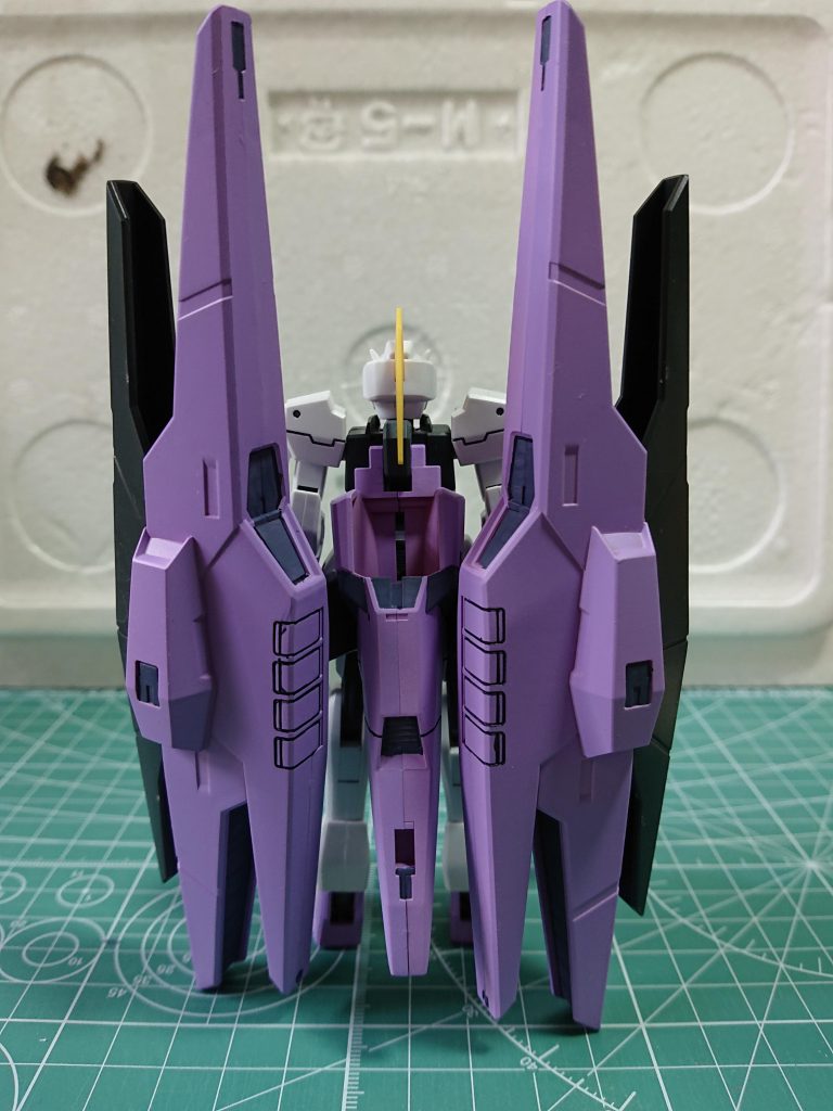 要所でスミ入れのミスが目立ちますねww