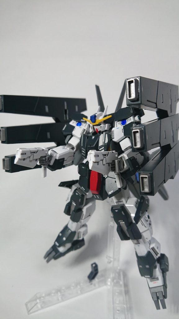 前面に向けることで攻撃可能です。