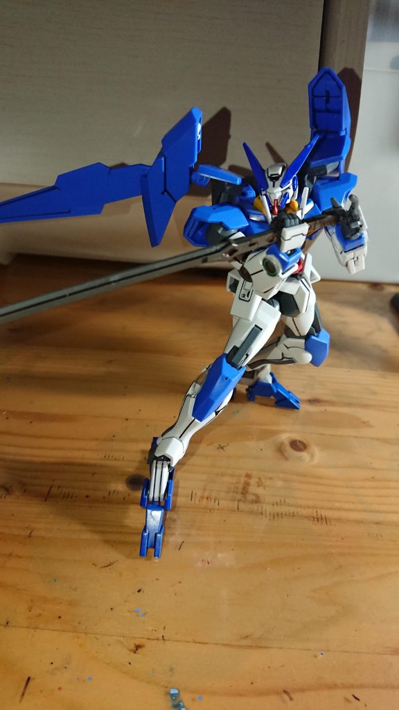 アスールウイングユニット装備二つ名の青き風はこの姿からとられたもの名称はヴェントアスールアスールとはスペイン語で青色