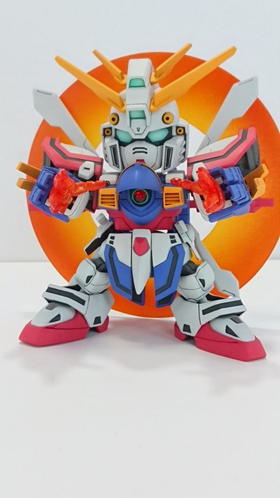 ゴッドナックルの爪は切り離して独立可動します。
ここを含めて各部の肉抜きは埋めてます。