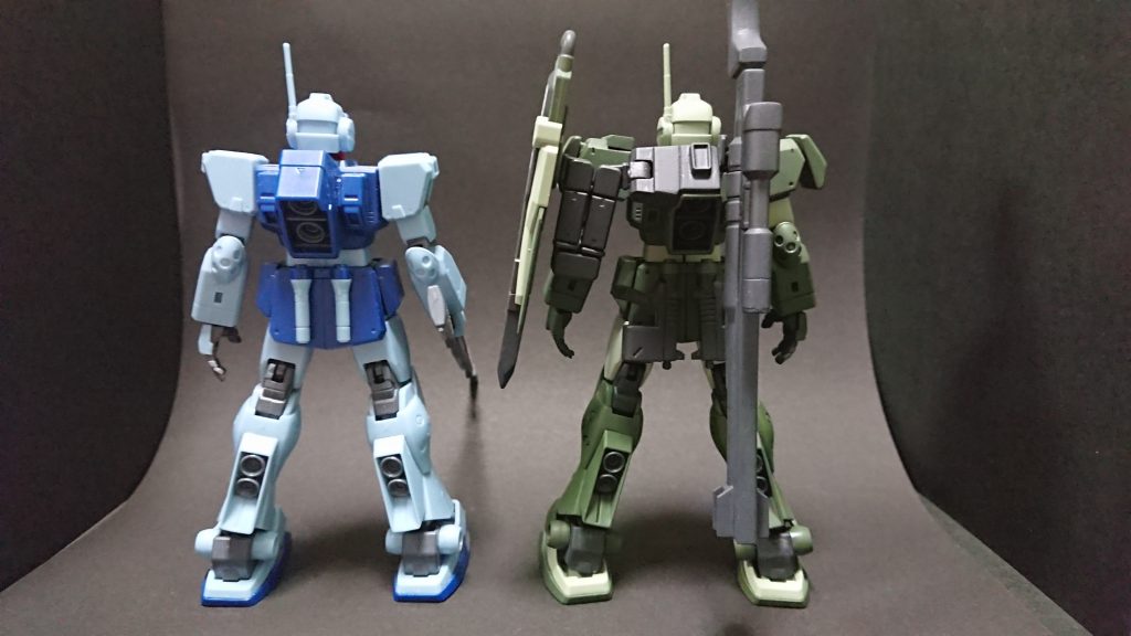 素組みとの比較。