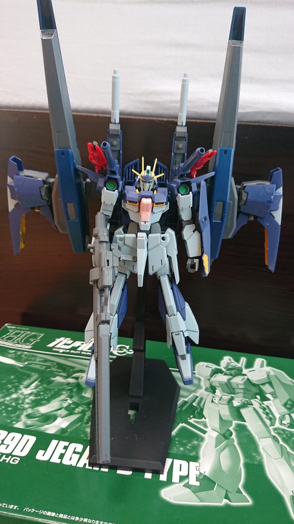 整備兵「西村大尉。本装備は突貫で装備しました。なので、バランスを全く考慮してません。」
アコ「えー!?それって操作性は?」
整備兵「さらにクソになりました!」
アコ「うそだどんどこどーん!!」  
整備兵「オンドゥル語でしたっけ?それ?」