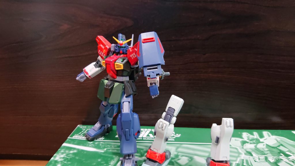 ここから茶番www
クーデター軍隊長「城之内〰️！？ナニィ！？高出力ビームランチャーだとぉ！！」
城之内は横にいた奴のことで、ギガビームランチャーが直撃しました。城之内死すwww