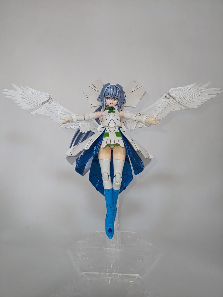 一番お気に入りの写真です。
スカイハイウイングを取り付けて女神のように。
絶対領域はありません。白です。