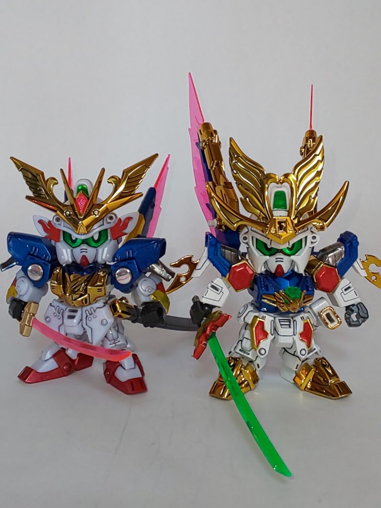 武者飛駆鳥とオラ超将軍飛駆鳥を並べて