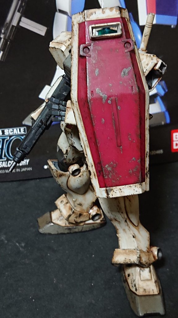 盾。ちょんちょんやりすぎて大きくなってしまった。