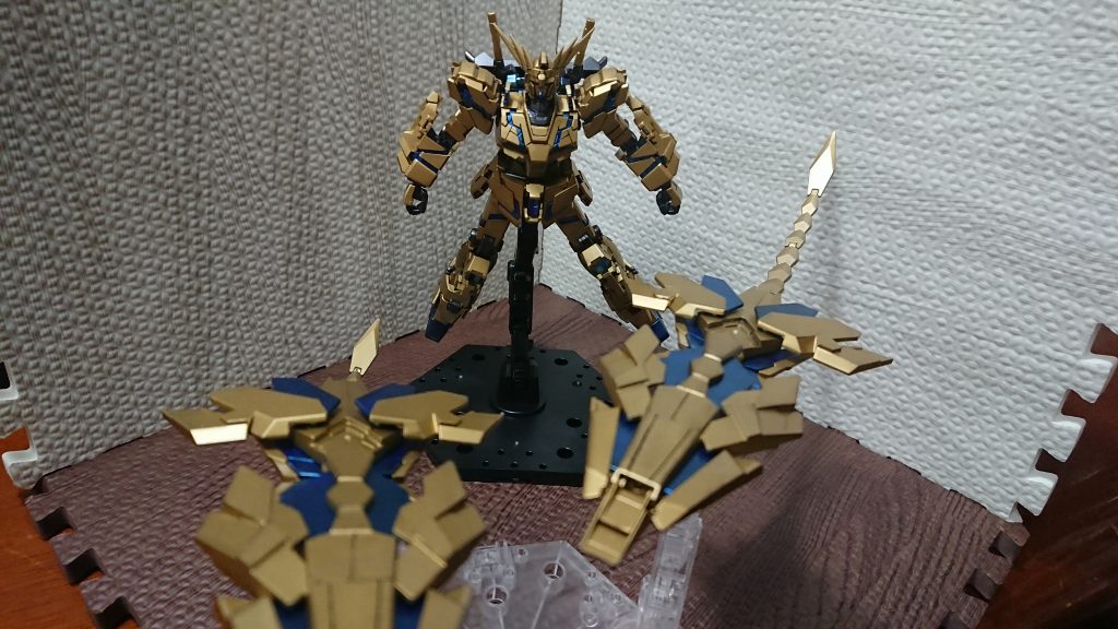 劇中のシールドを飛ばすシーンを再現してみました。