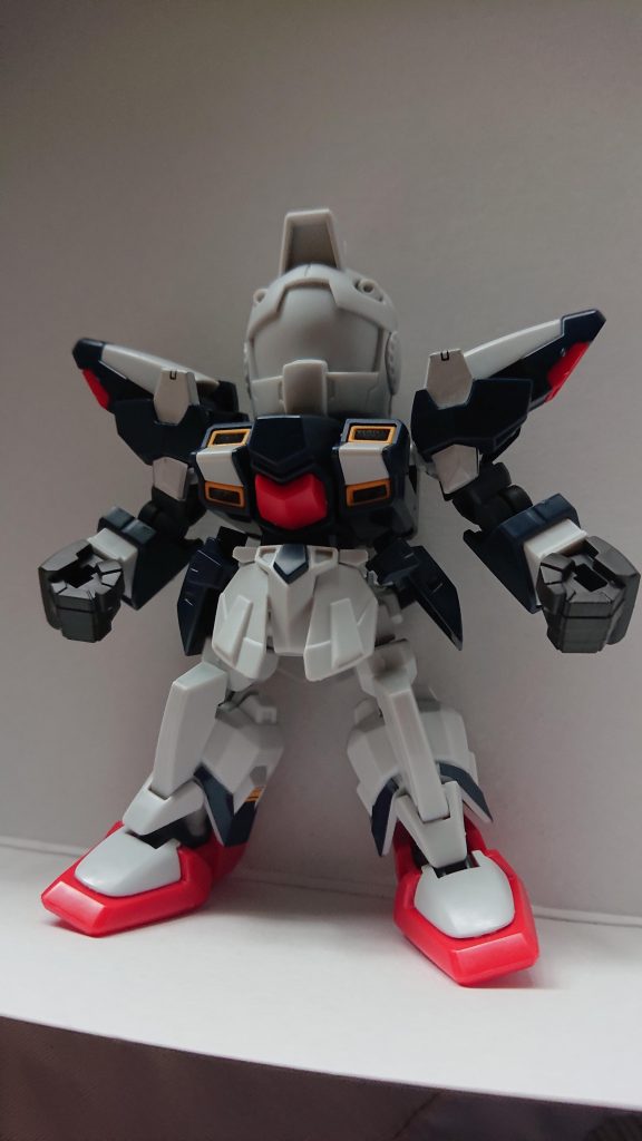 発想の最初はシスクードを組んでる途中でCSフレームのジムヘッドをつけたところ「あれ…なんかしっくりきた」って思ったところからでした