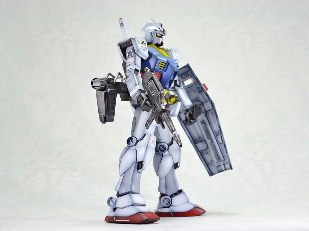 MG 1/100 RX-78-2 ガンダム Ver.1.5–4枚目/制作者：M.E.T.E.O.R