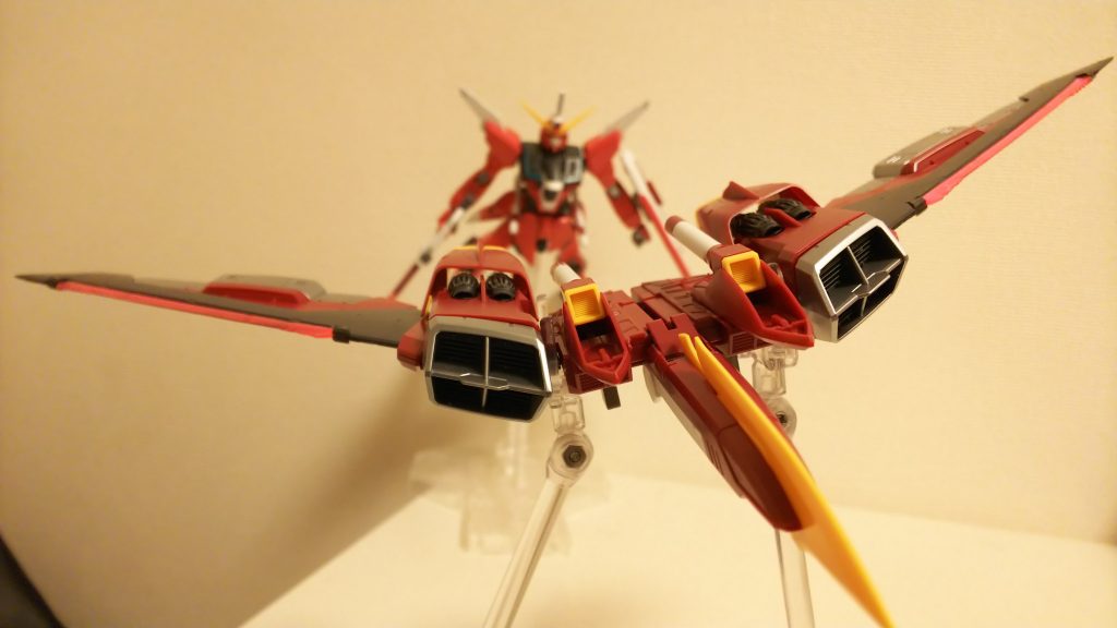 ファトゥム-01のビームエフェクトが圧倒的に足りない…自作力を養いたい…(´・ω・｀)