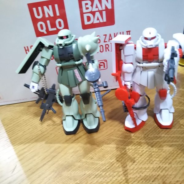 【４歳ガンプラ】HGユニクロザクとザク編