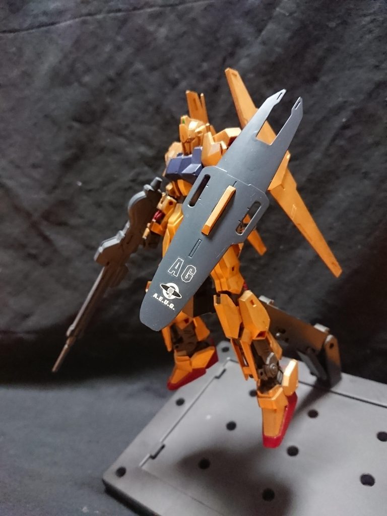 百式シールド装備–2枚目/制作者：シマ@