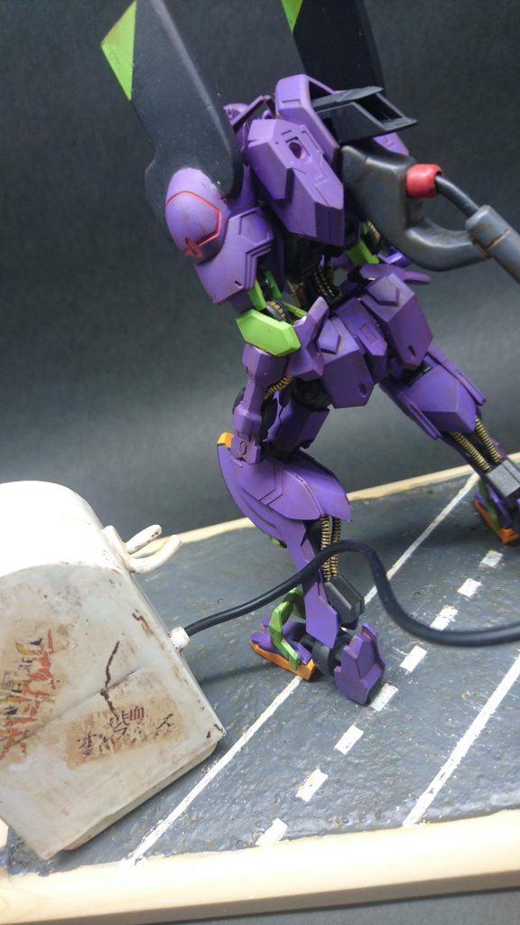 磁石仕込んでるのでカチョっとくっつきます