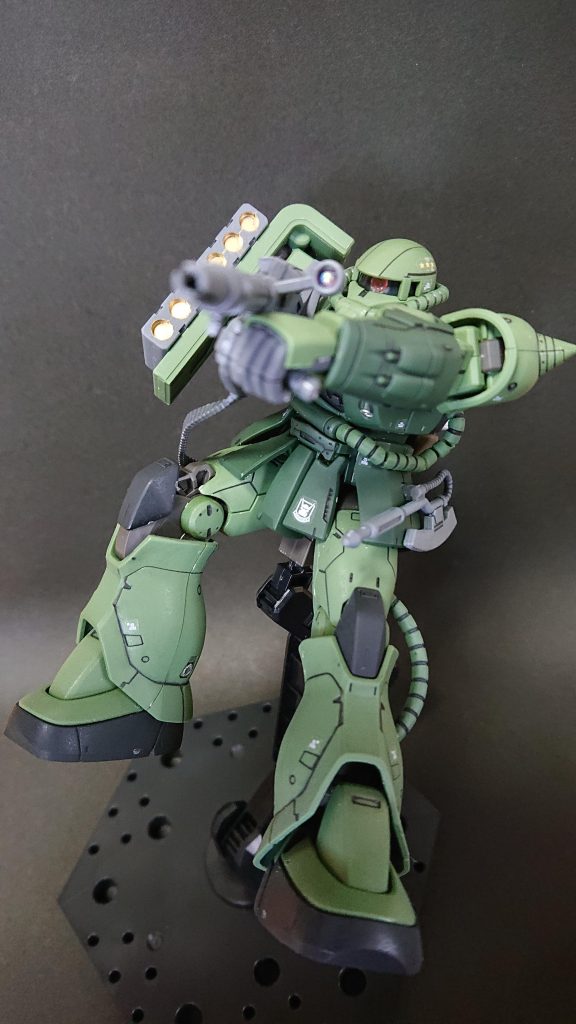 ザクⅡ C-6/R6型🙌–3枚目/制作者：@88814_psk