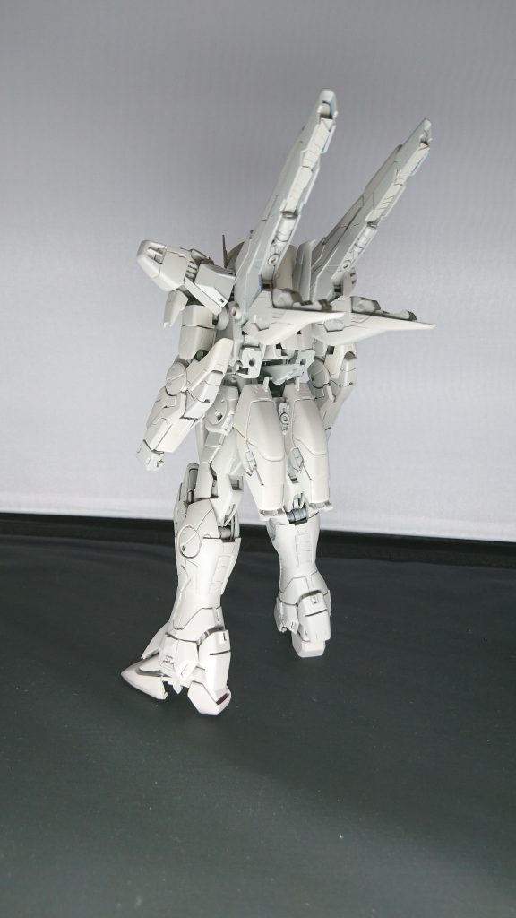 V2–3枚目/制作者：F.N