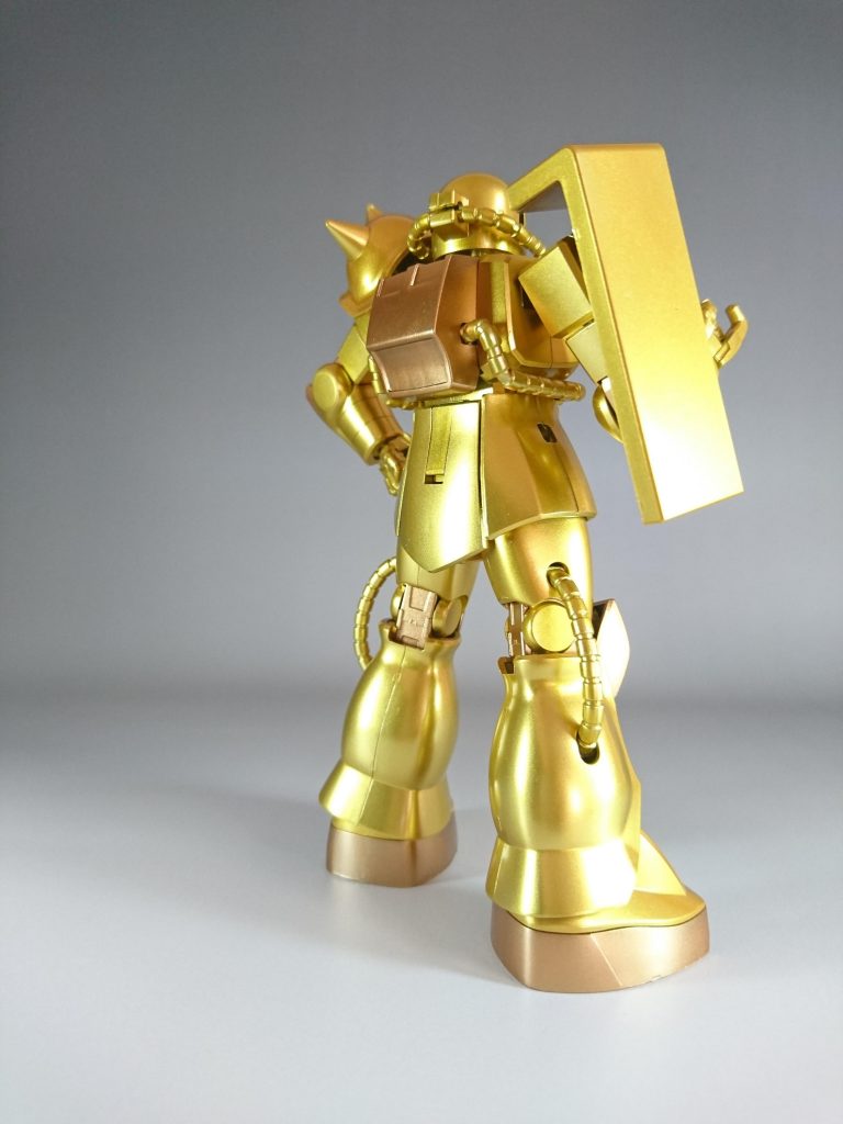 金ザク–3枚目/制作者：滝 由佳理